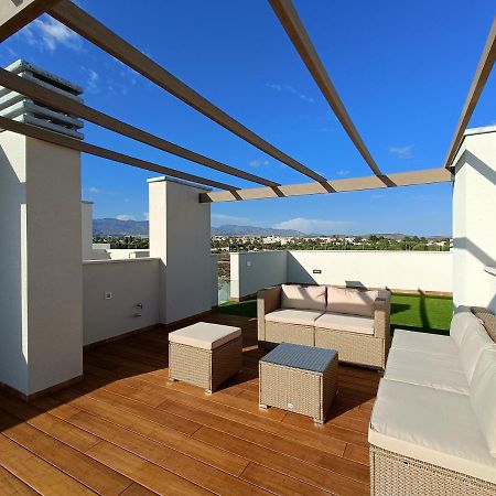 Nuevo Atico Toyo. Vistas Al Mar, Terraza, Solarium, Piscina, A/A, Wifi Y Garaje Apartman El Toyo Kültér fotó